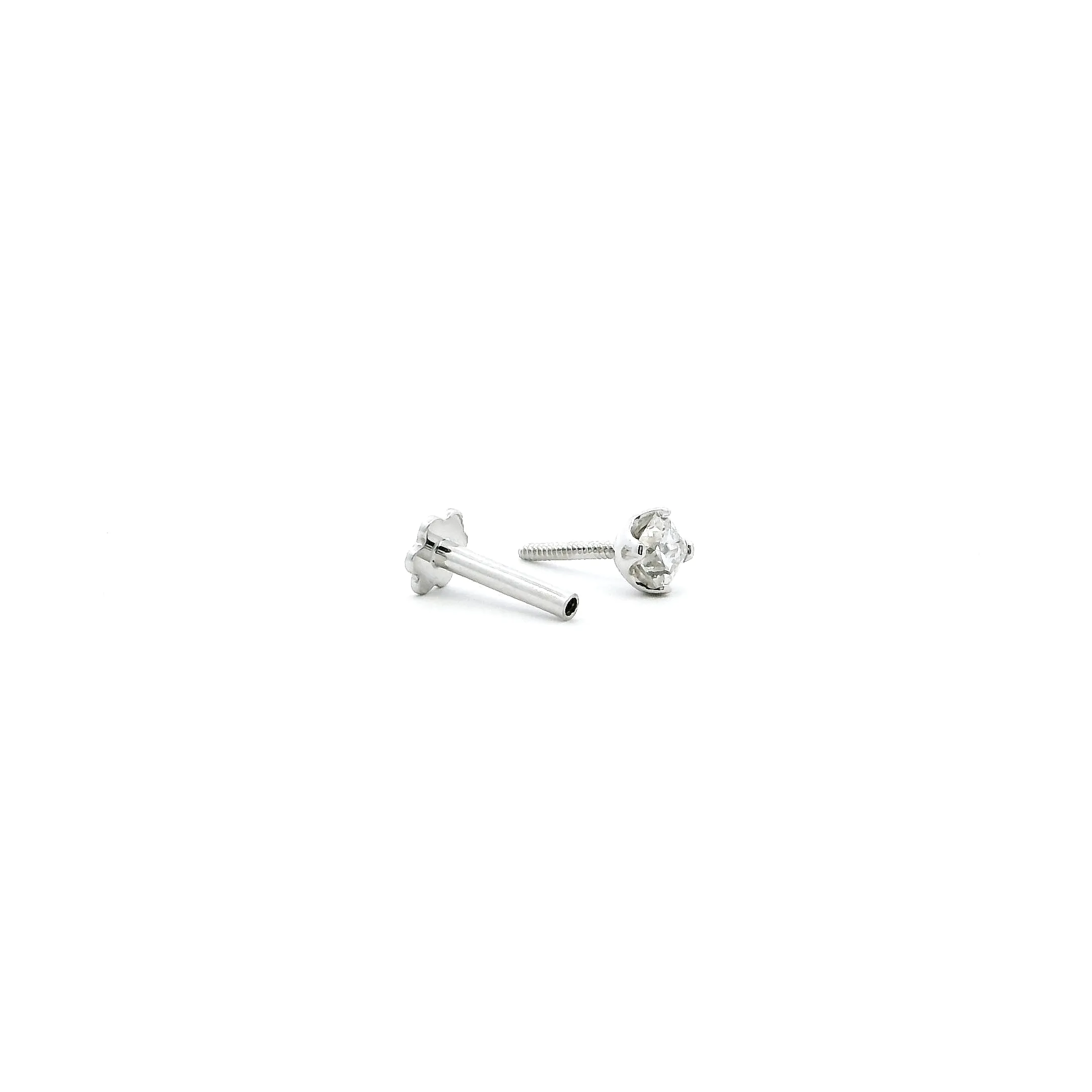 18ct White Gold Princess-Shaped Diamond Screw Back Nose Stud