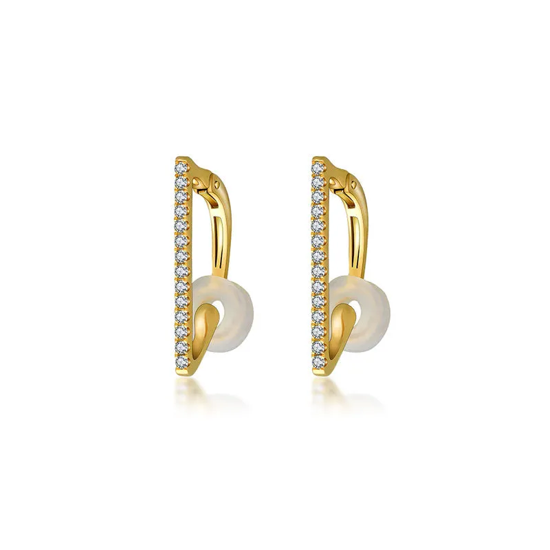 18k Gold Vertical Line Diamond Ear Cuff