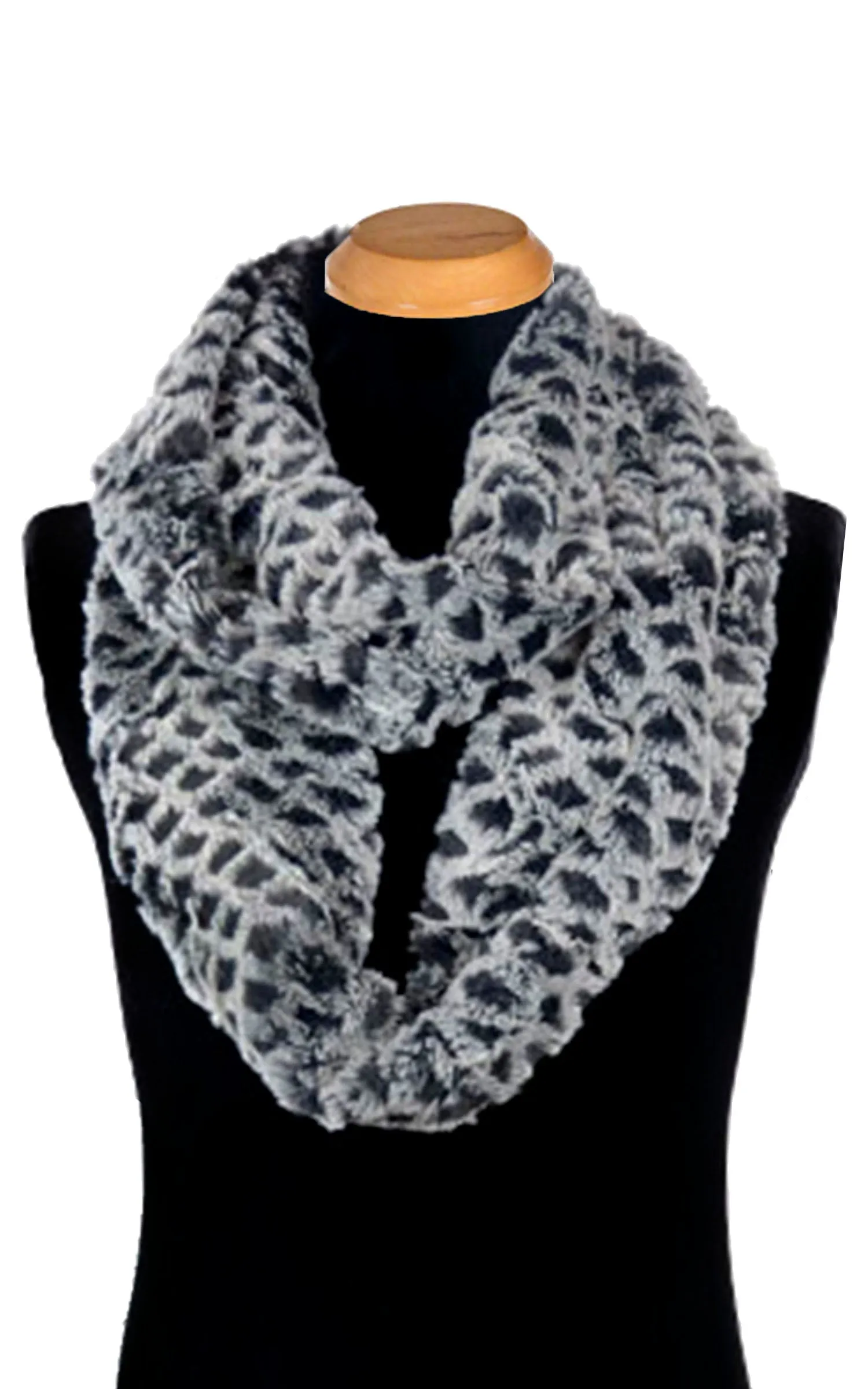 Men's Infinity Scarf - Luxury Faux Fur in Snow Owl