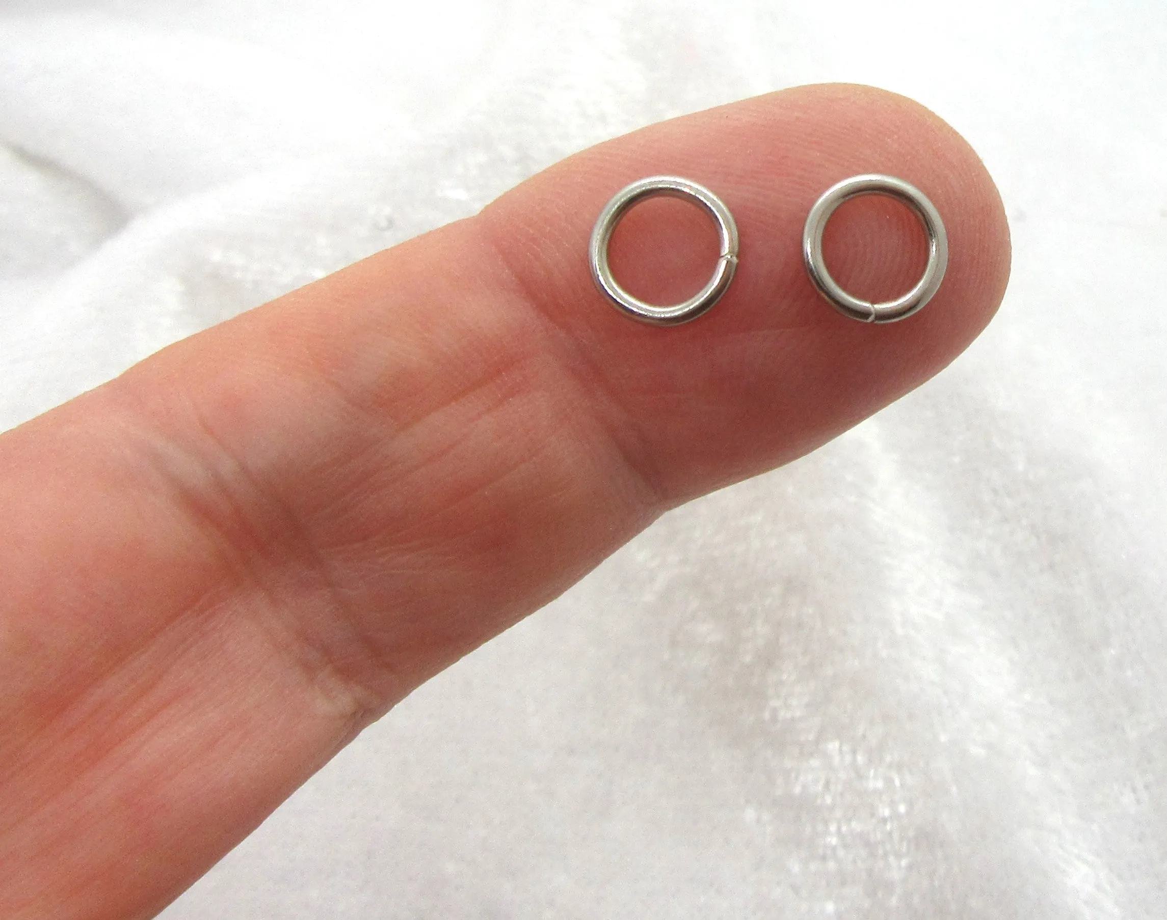 Pair 20G 18G Nose Hoop Ring Nose Nostril Hoop Ring 20 18 Gauge Snug 6mm Diameter Nostril Small Diameter Nose Rings