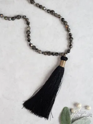 Settling Down Black Tassel Beaded Necklace